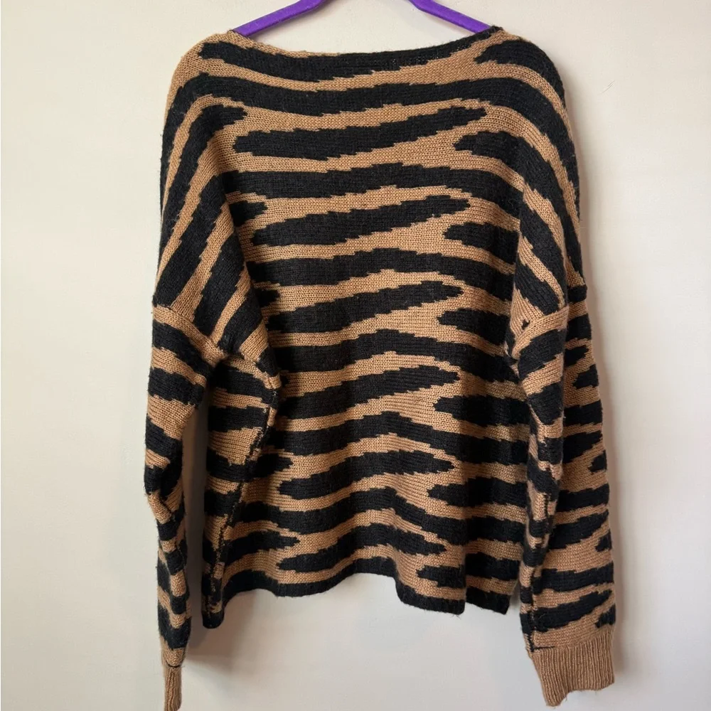 Wooden Ships Black and Tan Zebra Sweater size S:M